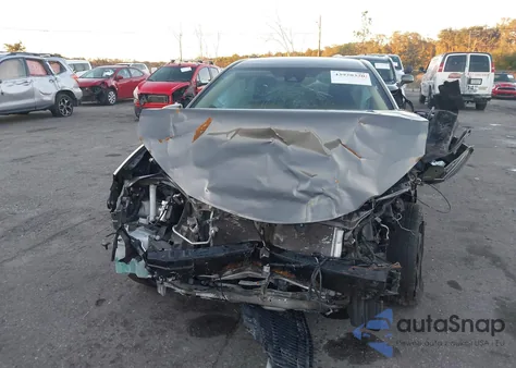 2019 Toyota Corolla Le from USA, damaged, VIN 2T1BURHE8KC199759